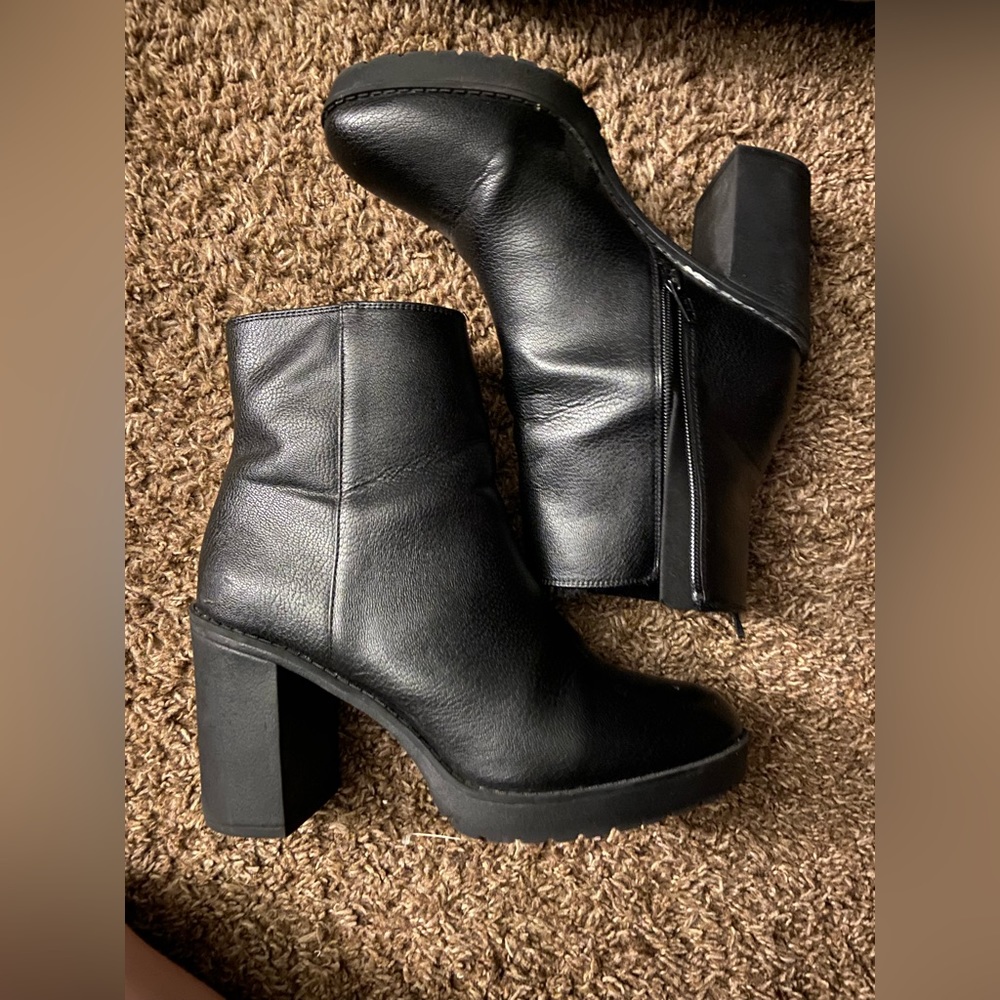 Fur Lined Heel boot